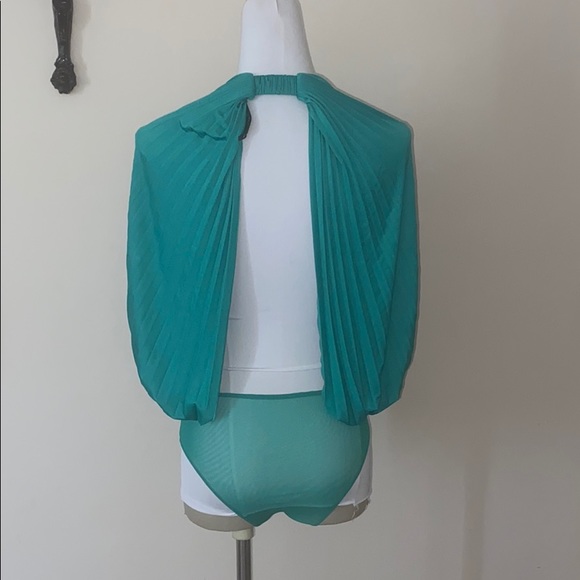 Caribbean Queen Backless halter bodysuit in Green - Picture 4 of 6